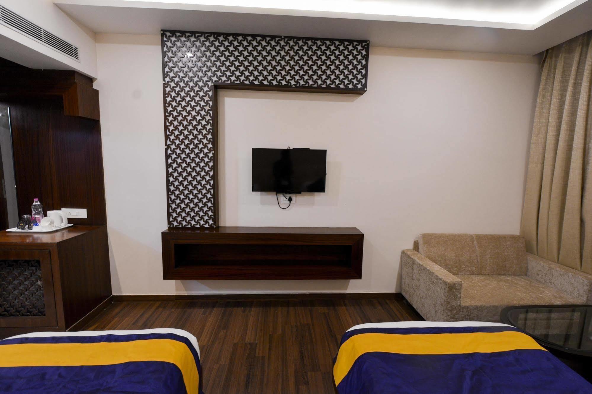 The Westinn Varanasi Exterior photo
